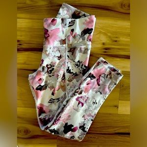 Athleta pocket legging size small hardly worn